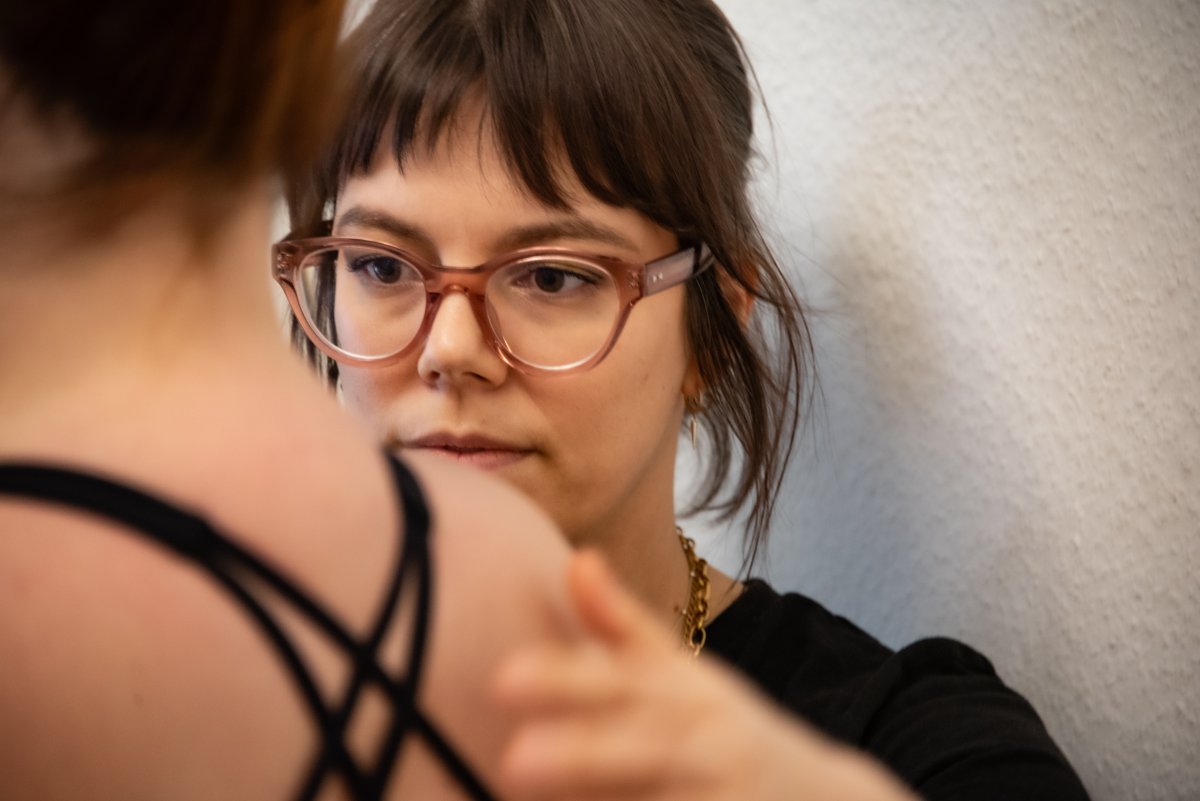 Justine Clément, Acupuncture, acupuncteur, acupunctrice, Médecine traditionelle chinoise, Physiothérapie, Physiothérapeute, Rééducation, psycho-somatique, exercices somatiques, neuroatypie, Le Mont-sur-Lausanne, Mont sur Lausanne, Le Mont, Physio, holistique, santé, traitement, thérapie, thérapeute, Lausanne, accompagnement holistique